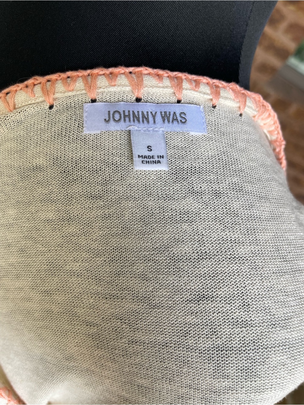 Johnny Was Cream Embroidered Tiger V-Neck Top - Picture 8 of 8